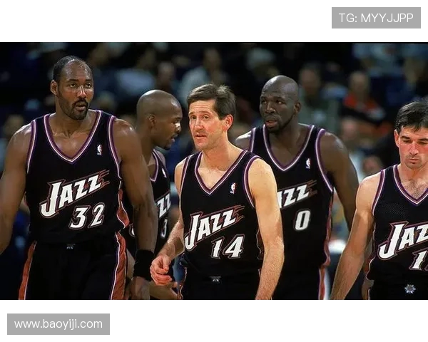 卡尔·马龙传奇生涯回顾：从火箭到爵士的篮球巨星之路