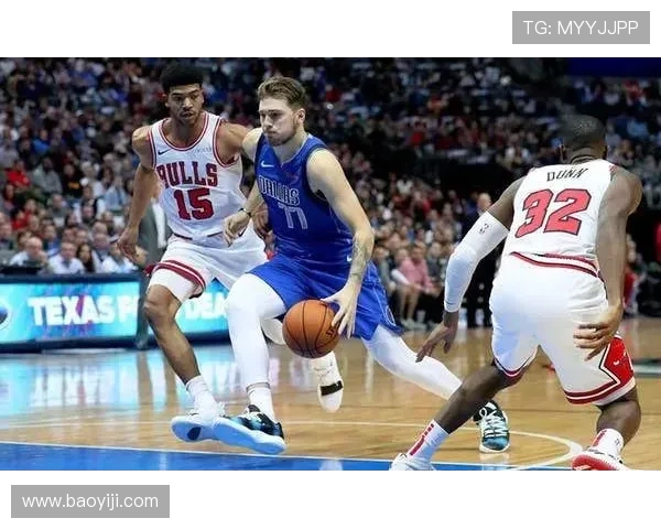 公牛与小牛的激烈对决1月16日篮球赛精彩回顾与分析